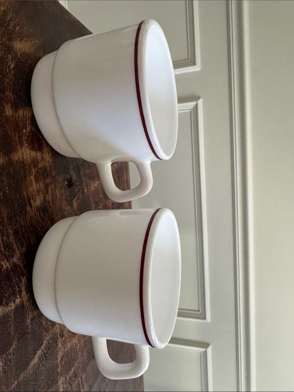Vintage ARCOPAL France Restaurant Milk Glass Coffee Mug With Maroon Band